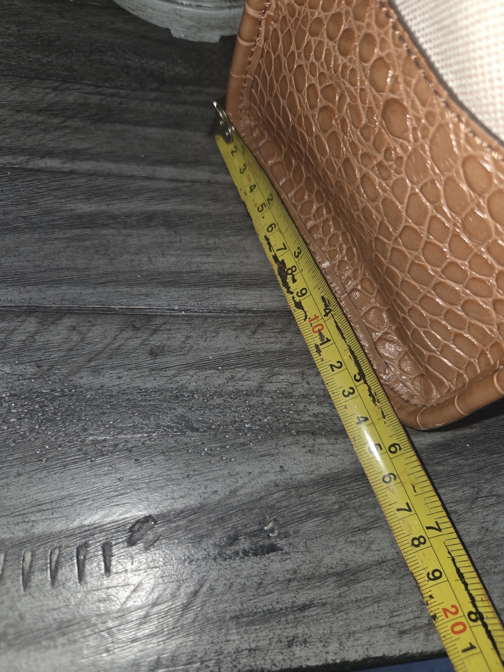 Michael Kors Tan Croc-Accent Canvas Tote Bag Perfect For A Laptop. - Picture 15 of 15